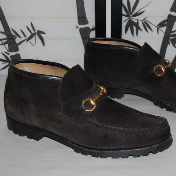US 13 ❤️ GUCCI Women's Horsebit Black Suede Leather Short Boots Gucci logo ITALY - Picture 1 of 14